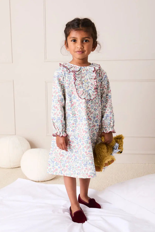 THE BABY GIRL LOOKBOOK