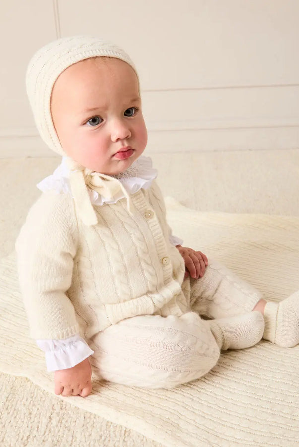 THE NEWBORN LOOKBOOK