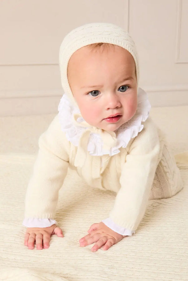 THE NEWBORN LOOKBOOK