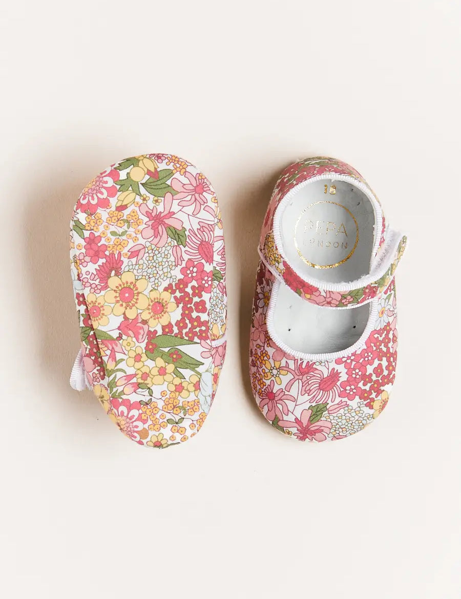 Florence Floral Mary Jane Pram Shoes in Pink (17-20EU) Shoes from Pepa London