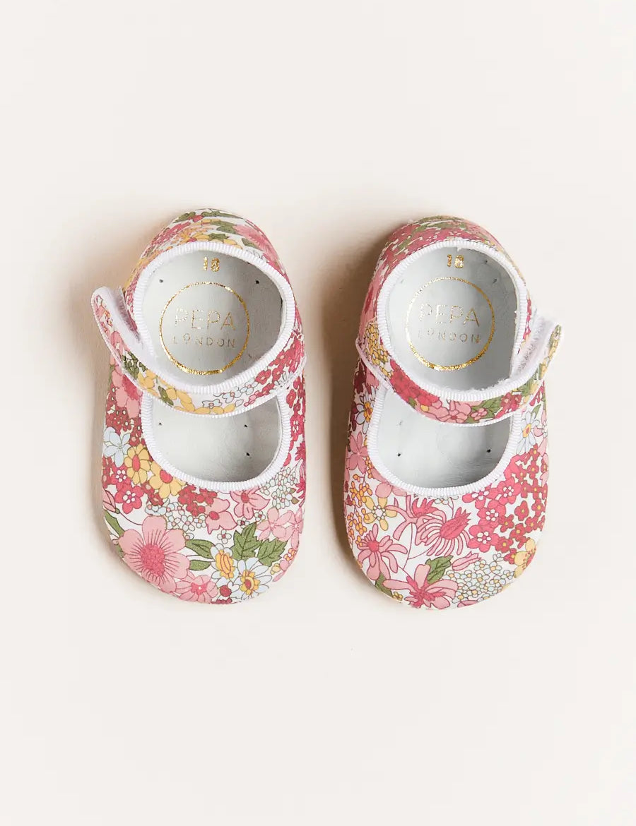 Florence Floral Mary Jane Pram Shoes in Pink (17-20EU) Shoes from Pepa London