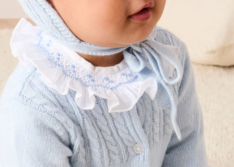 THE NEWBORN LOOKBOOK