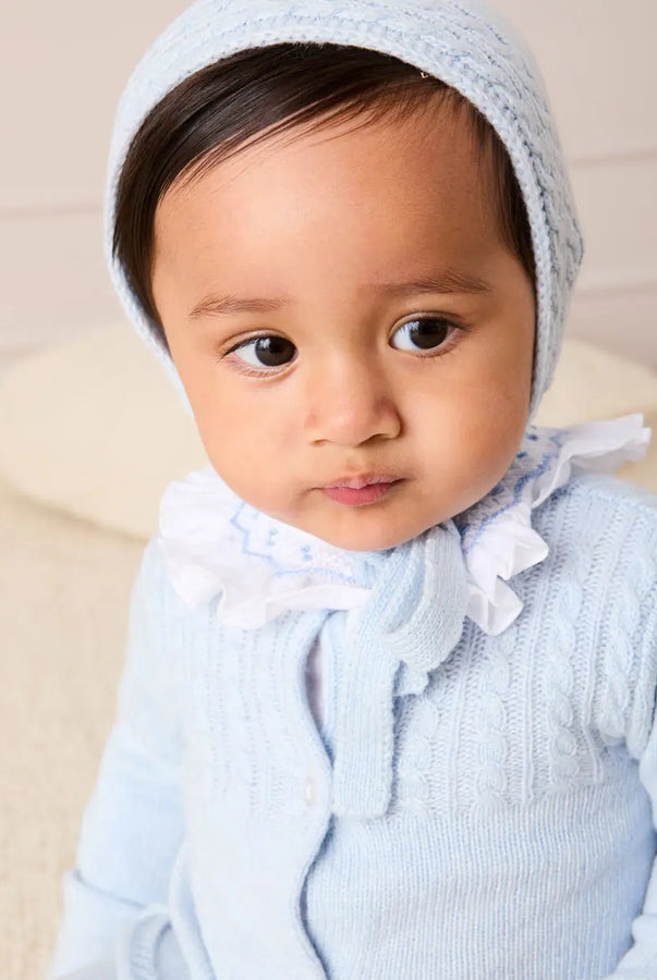 THE NEWBORN LOOKBOOK