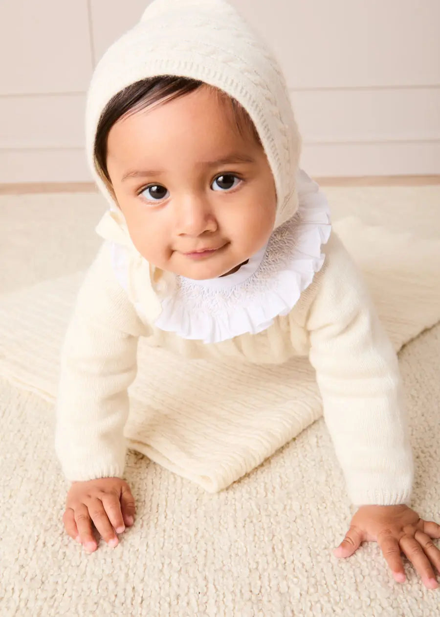 Cashmere Cable Knit Bonnet in Off White Pepa London