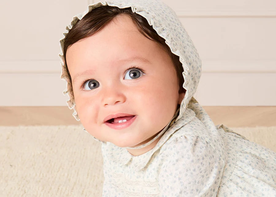 THE NEWBORN LOOKBOOK