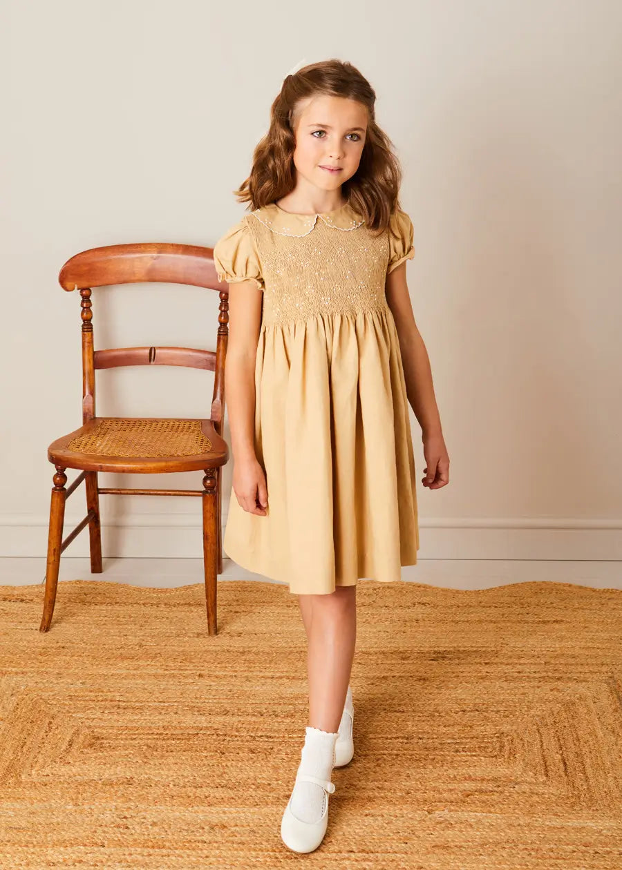 The Almond Dress Girl Look Look from Pepa London