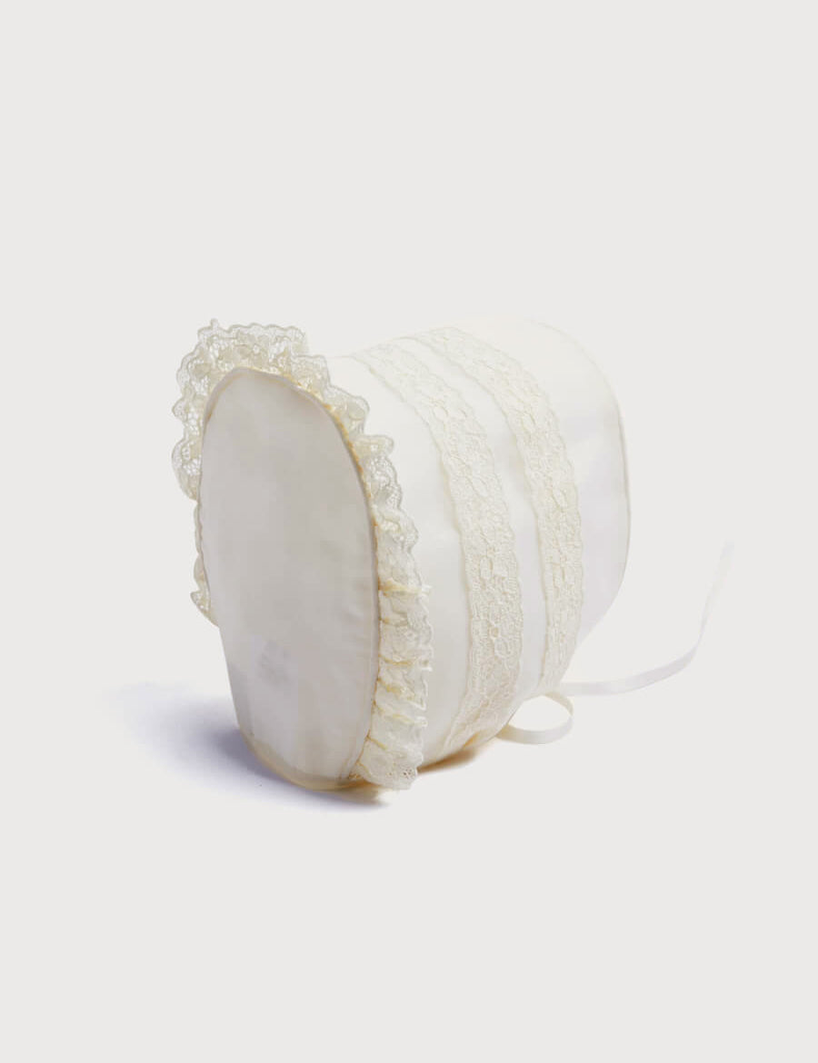 Lace Trim Bonnet in Ivory (3mths-2yrs) Bonnets from Pepa London