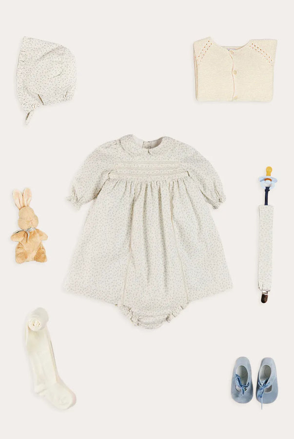 THE NEWBORN LOOKBOOK