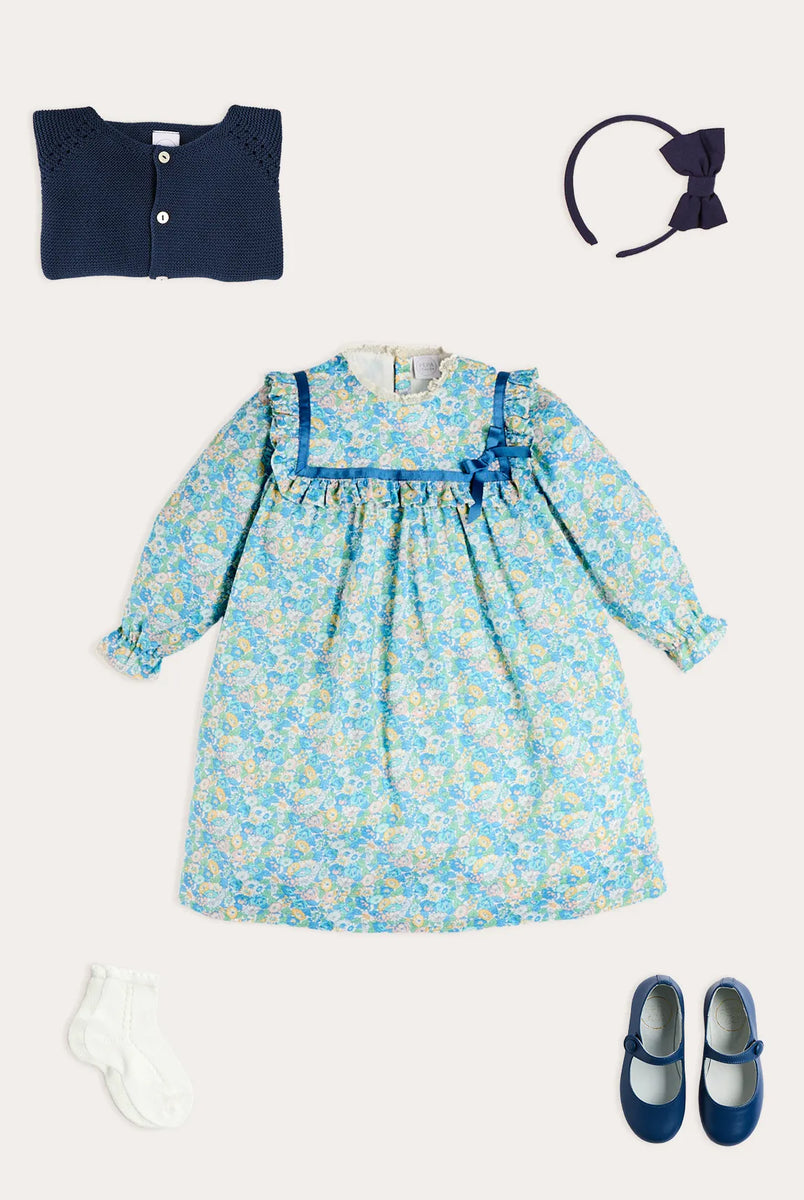 THE BABY GIRL LOOKBOOK