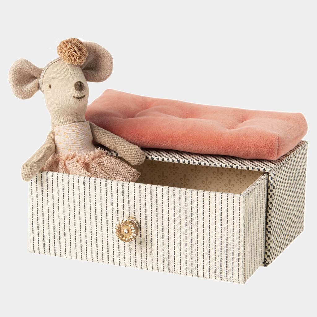 Dancing Mouse in Daybed, Little Sister Toys from Pepa London