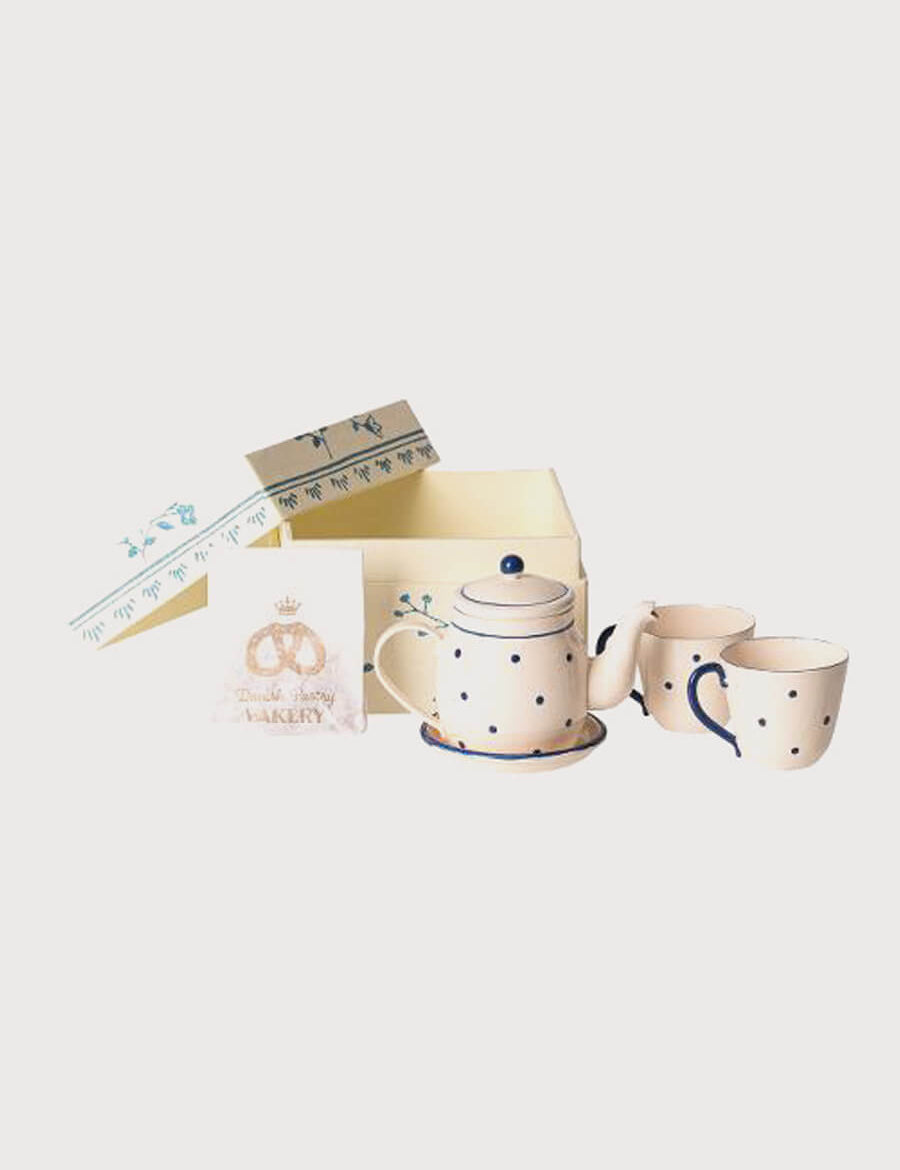Tea and Biscuits for Two Toys from Pepa London