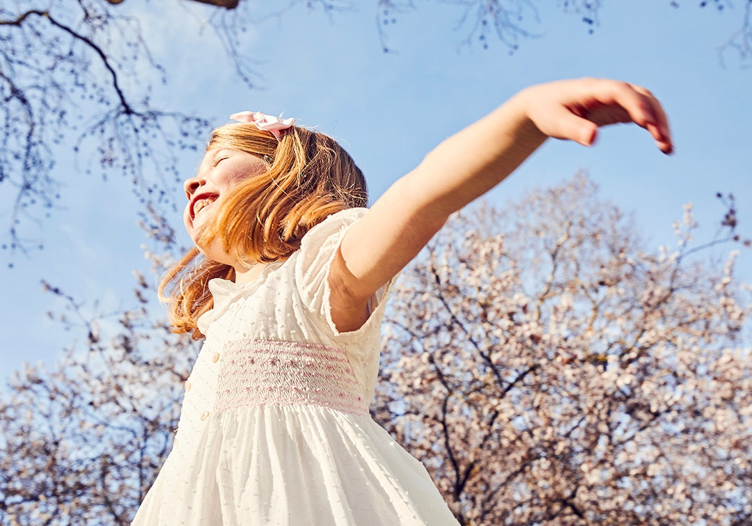 5 Perfect Spring Day Trips From London - PEPA AND CO