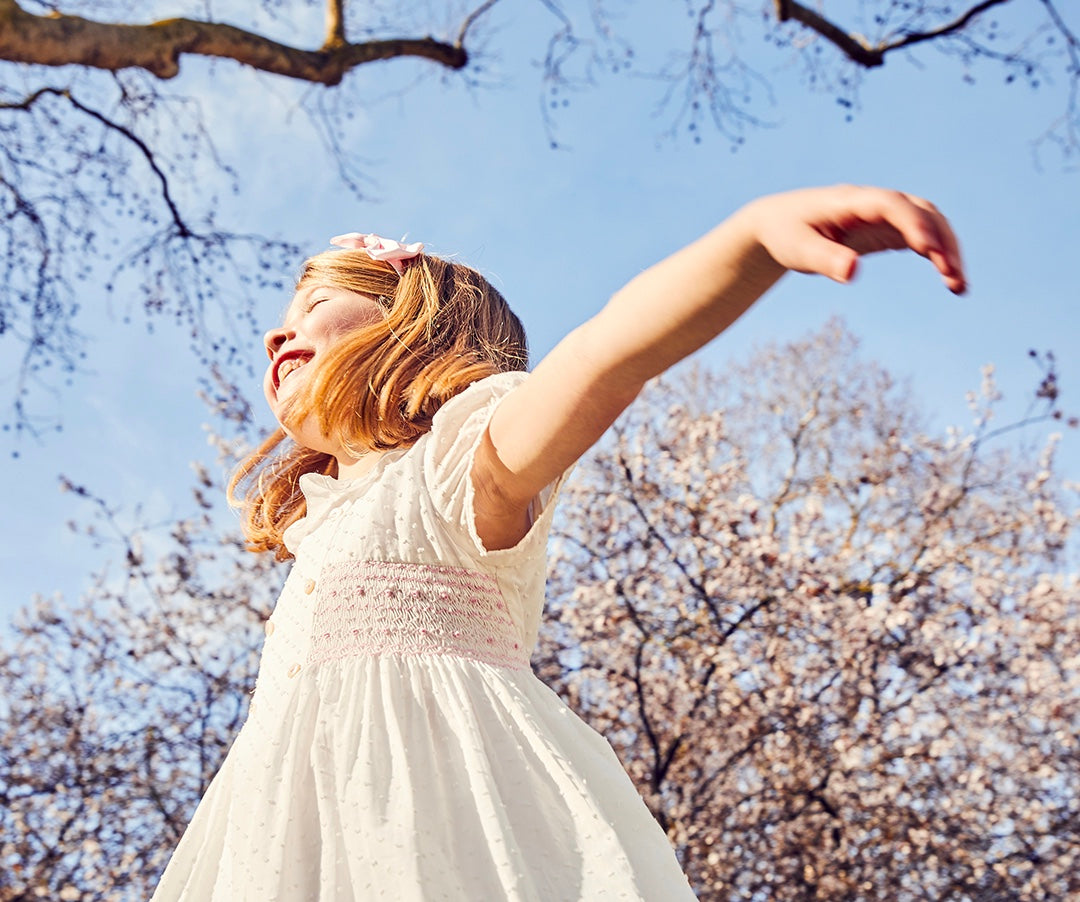 5 Perfect Spring Day Trips From London - PEPA AND CO