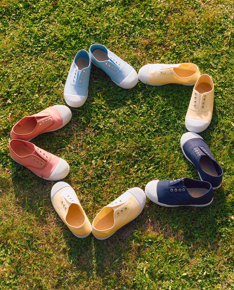 01mobile_footer_Banner_shoes.jpg