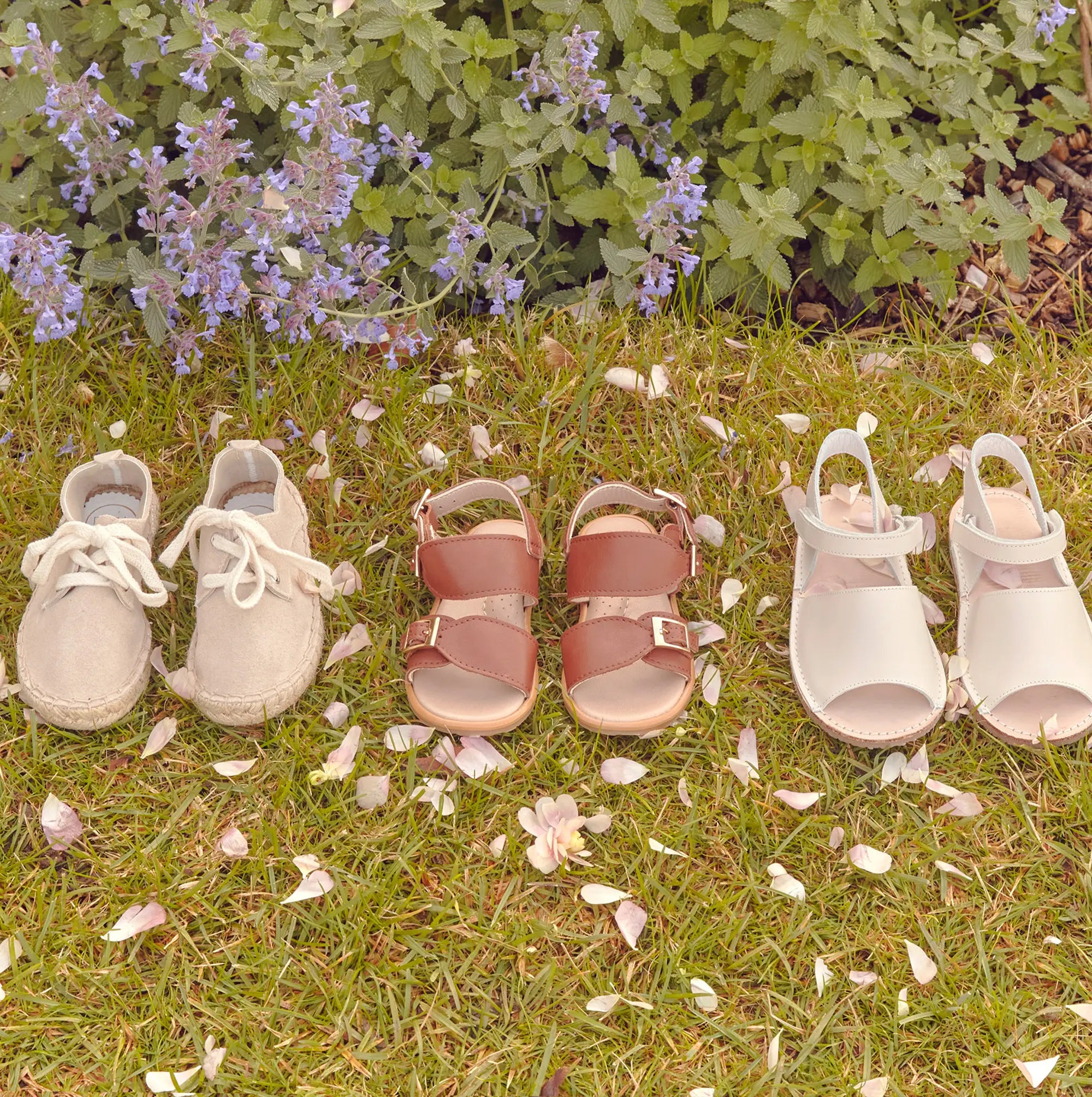 15mobile_HP_Banner_shoes_2adf4b8a-6031-49bc-8383-51c7b208cc44.webp