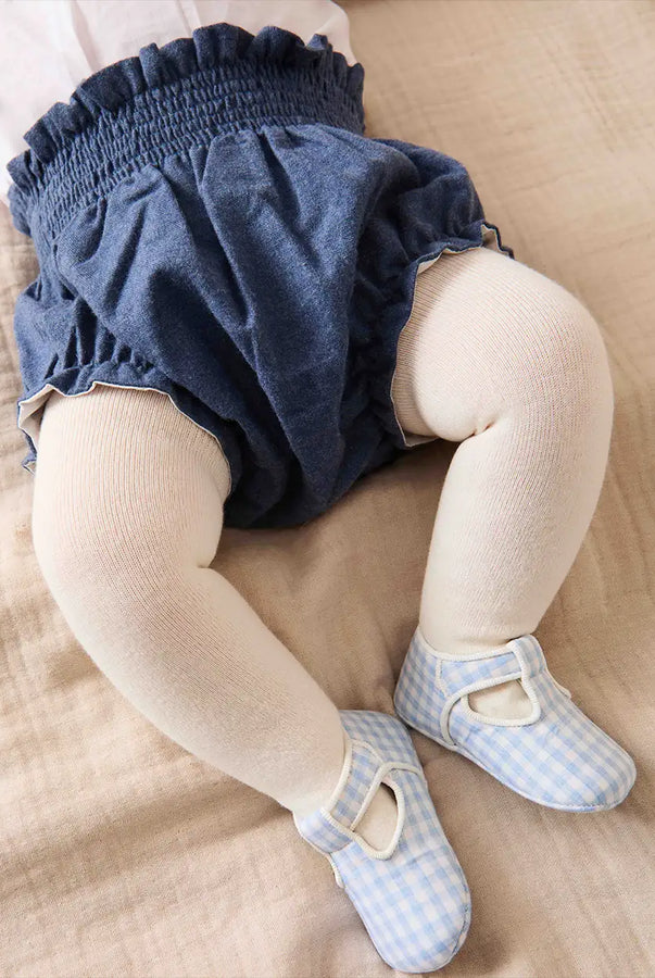 THE NEWBORN LOOKBOOK