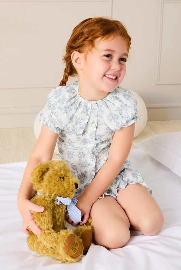 THE BABY GIRL LOOKBOOK