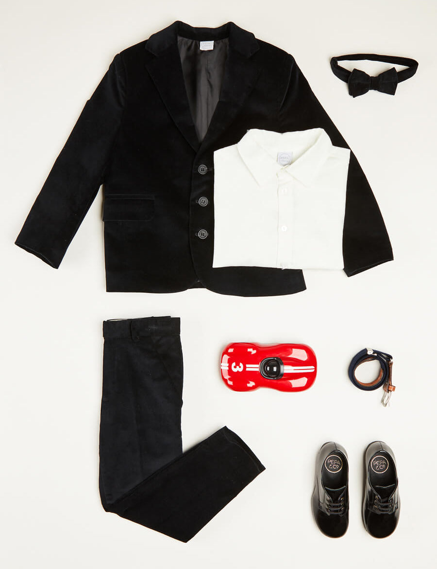 Formal Velvet Gift Set in Black Look  from Pepa London