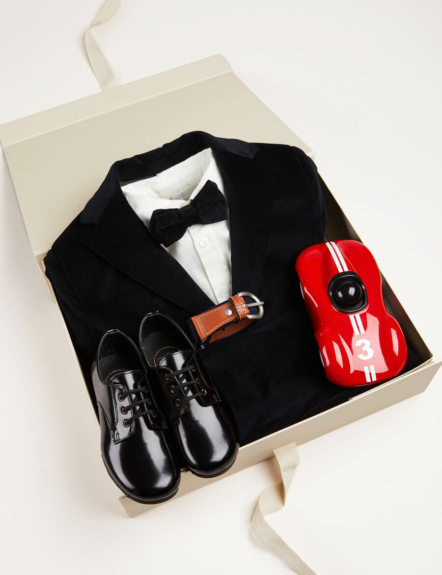 Formal Velvet Gift Set in Black Look  from Pepa London