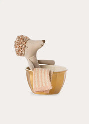 Big Sister Mouse Spa & Wellness in Pink