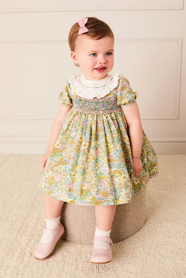 THE BABY GIRL LOOKBOOK