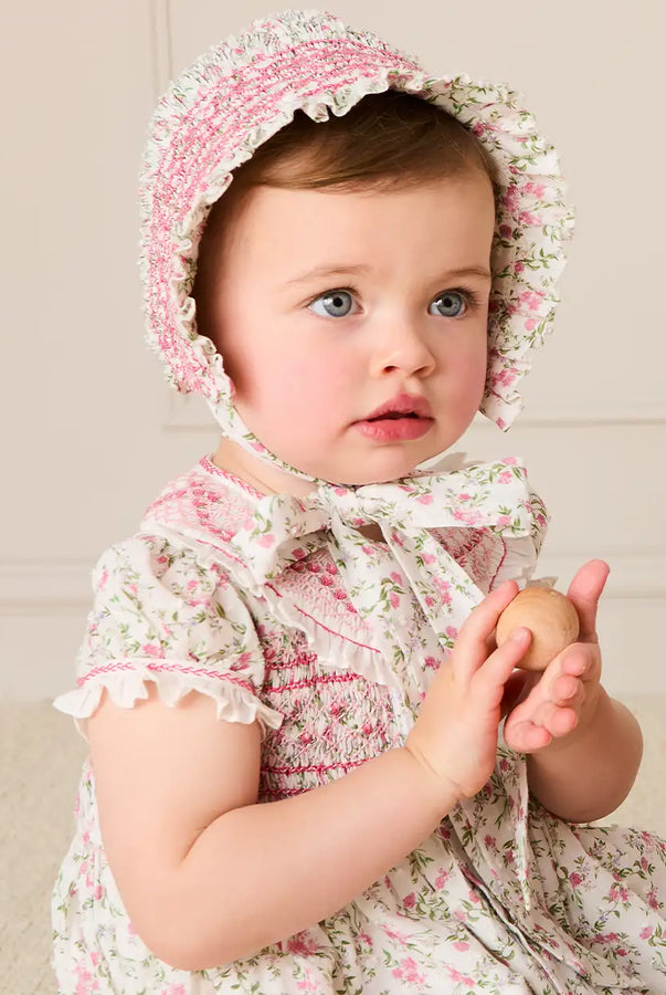 THE BABY GIRL LOOKBOOK