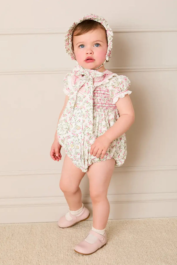 THE BABY GIRL LOOKBOOK