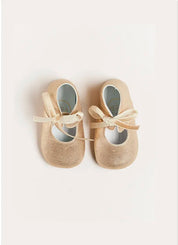 Metallic Velvet Ribbon Pram Booties in Gold (17-20EU) Shoes from Pepa London