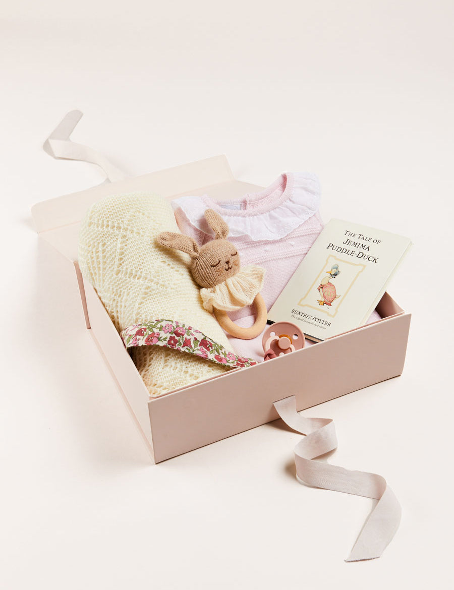 Dot Detail Knitted Gift Set in Pink Look from Pepa London