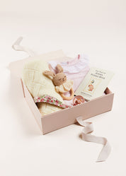 Dot Detail Knitted Gift Set in Pink Look from Pepa London