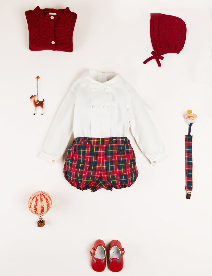 Belgravia Tartan Baby Boy Gift Set in Red Look from Pepa London