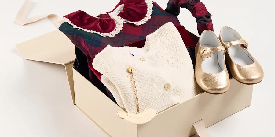 The Grosvenor Tartan Dress Gift Set Look from Pepa London