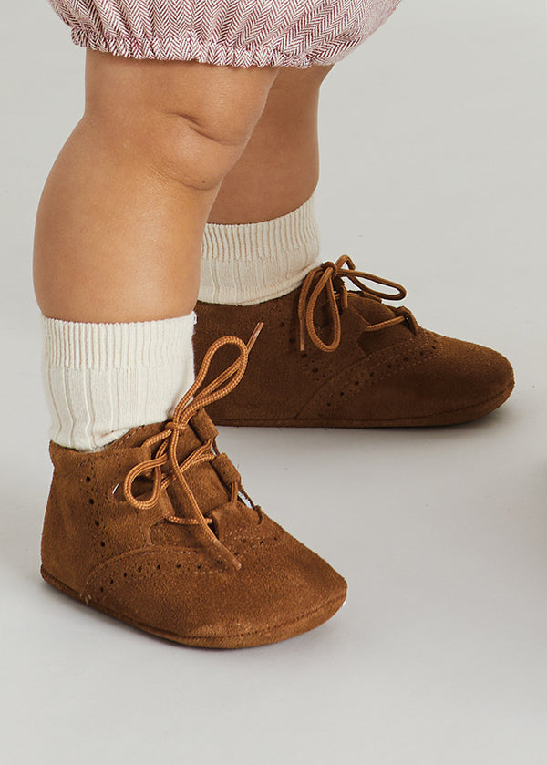 Suede Oxford Pram Booties in Brown (17-20EU) Shoes  from Pepa London