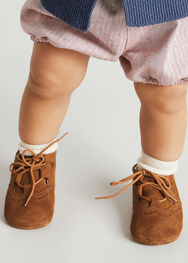 Suede Oxford Pram Booties in Brown (17-20EU) Shoes  from Pepa London