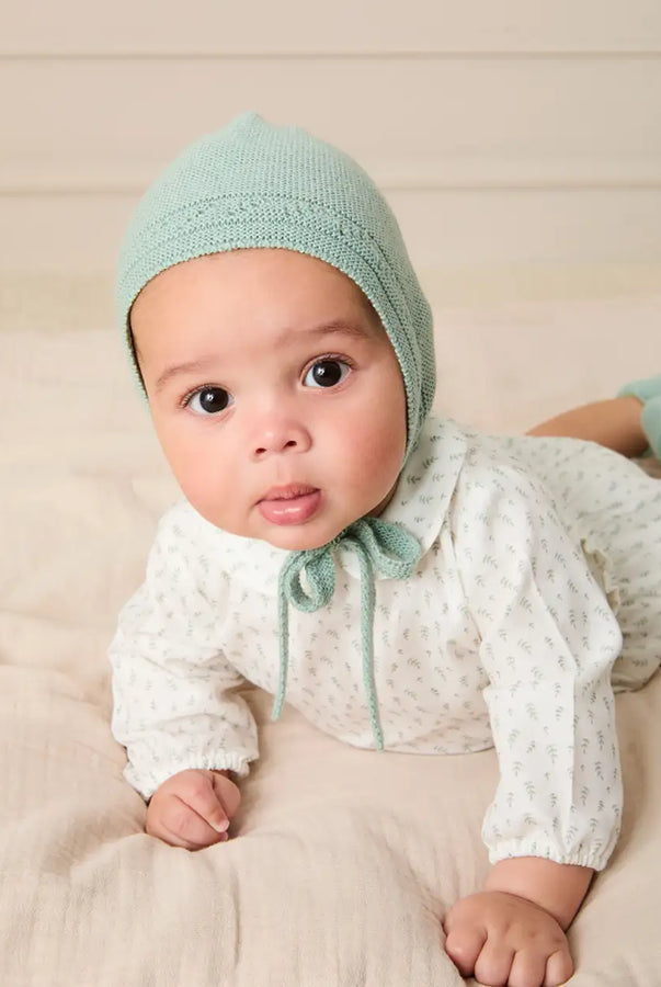 THE NEWBORN LOOKBOOK