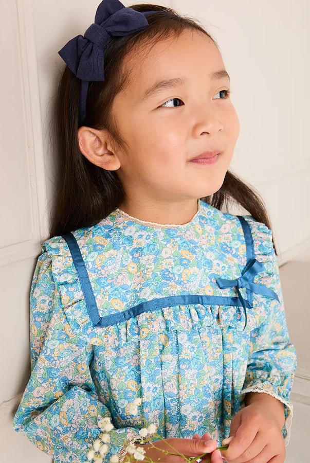 THE BABY GIRL LOOKBOOK