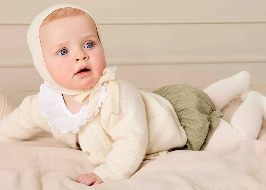 THE NEWBORN LOOKBOOK