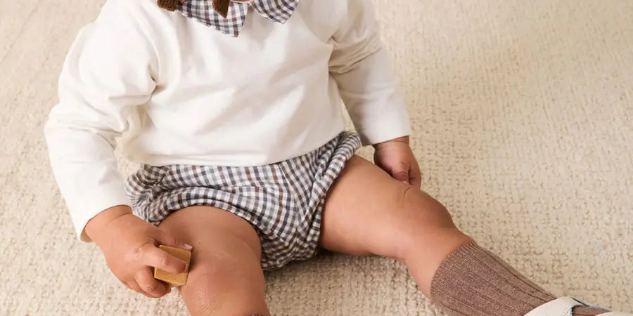 Cadogan Houndstooth Button Detail Bloomers in Camel (3mths-3yrs) Bloomers from Pepa London