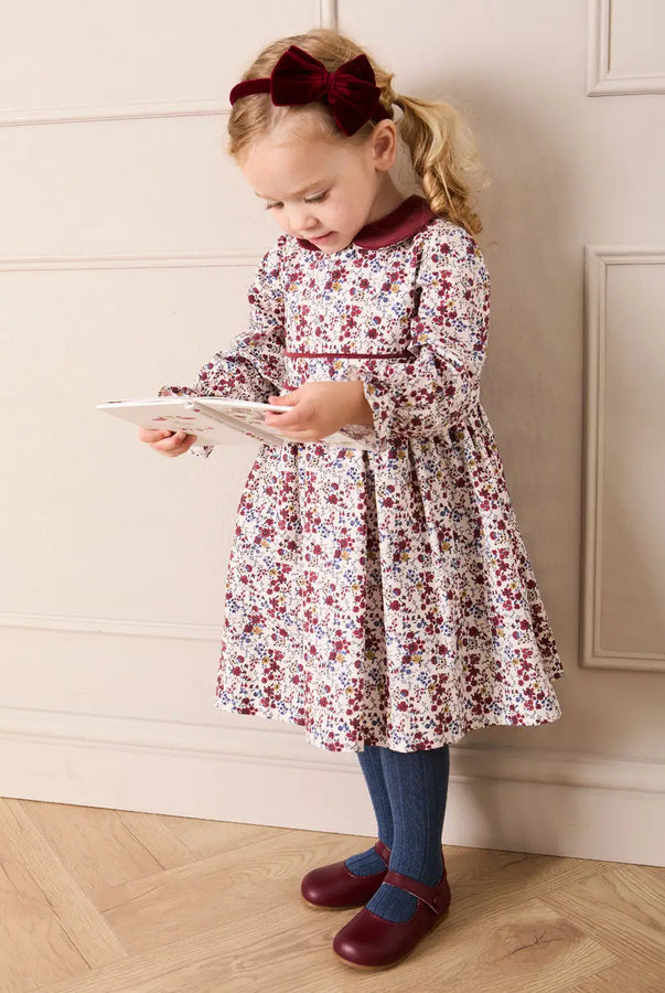 THE BABY GIRL LOOKBOOK