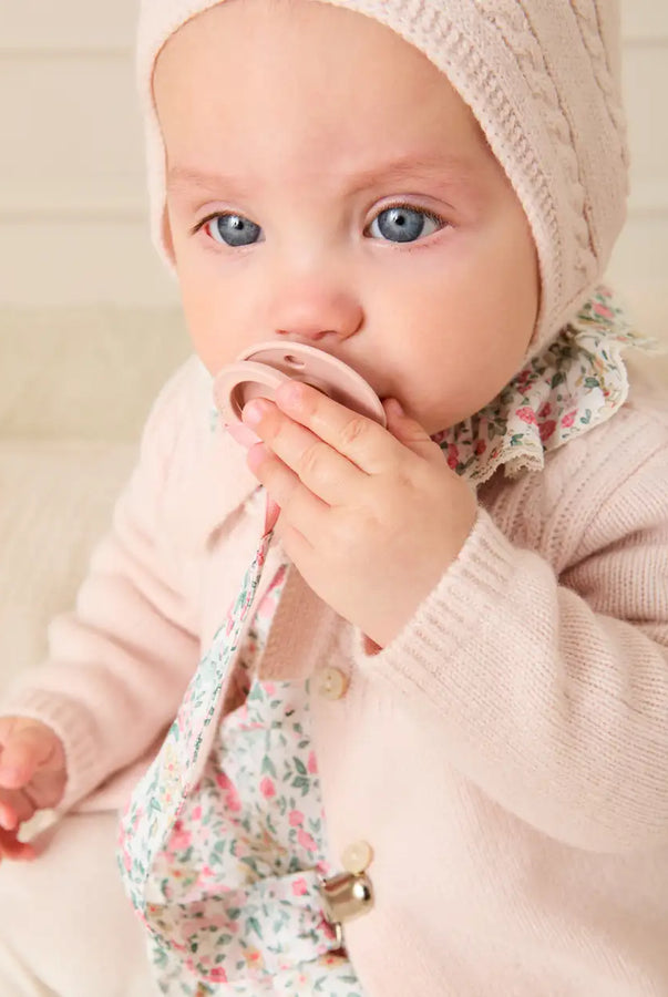 THE NEWBORN LOOKBOOK