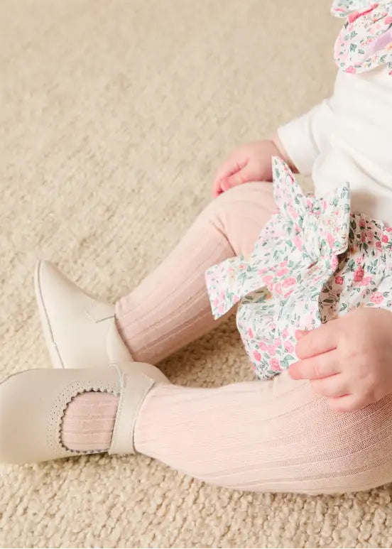 Leather Mary Jane Pram Shoes in Ivory (17-20EU)