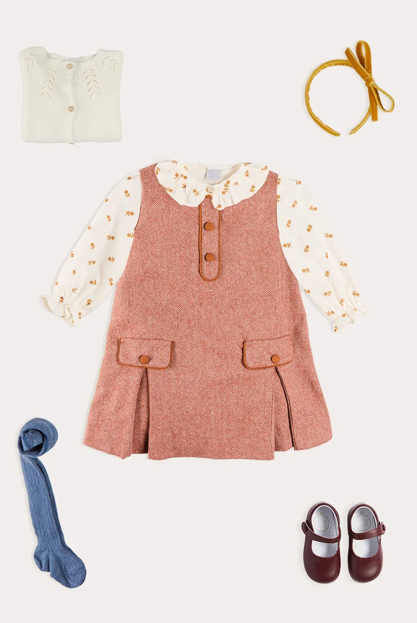 THE BABY GIRL LOOKBOOK