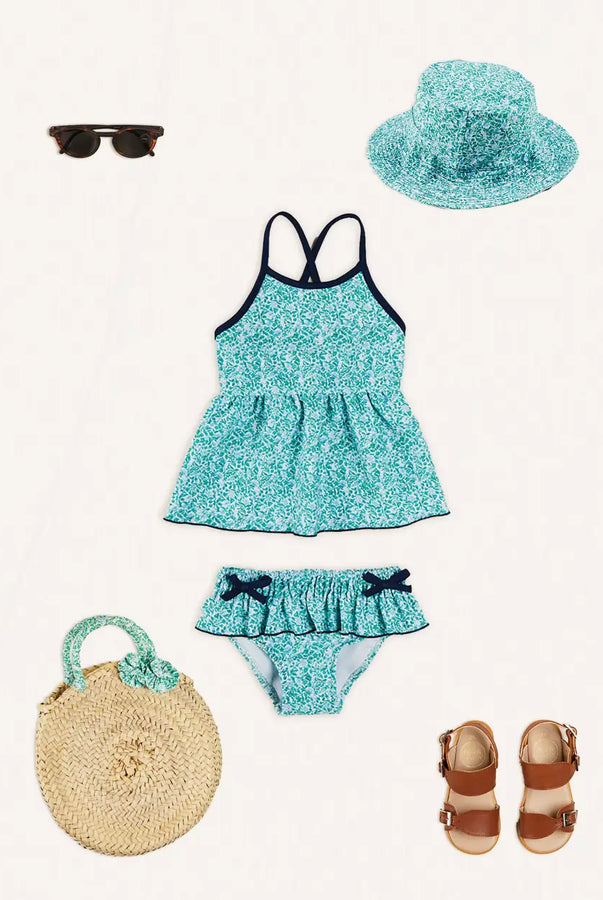 CURATED LOOKS - GIRL