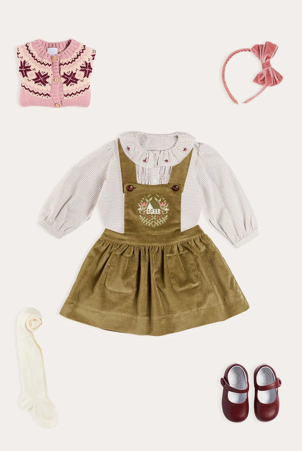 THE BABY GIRL LOOKBOOK