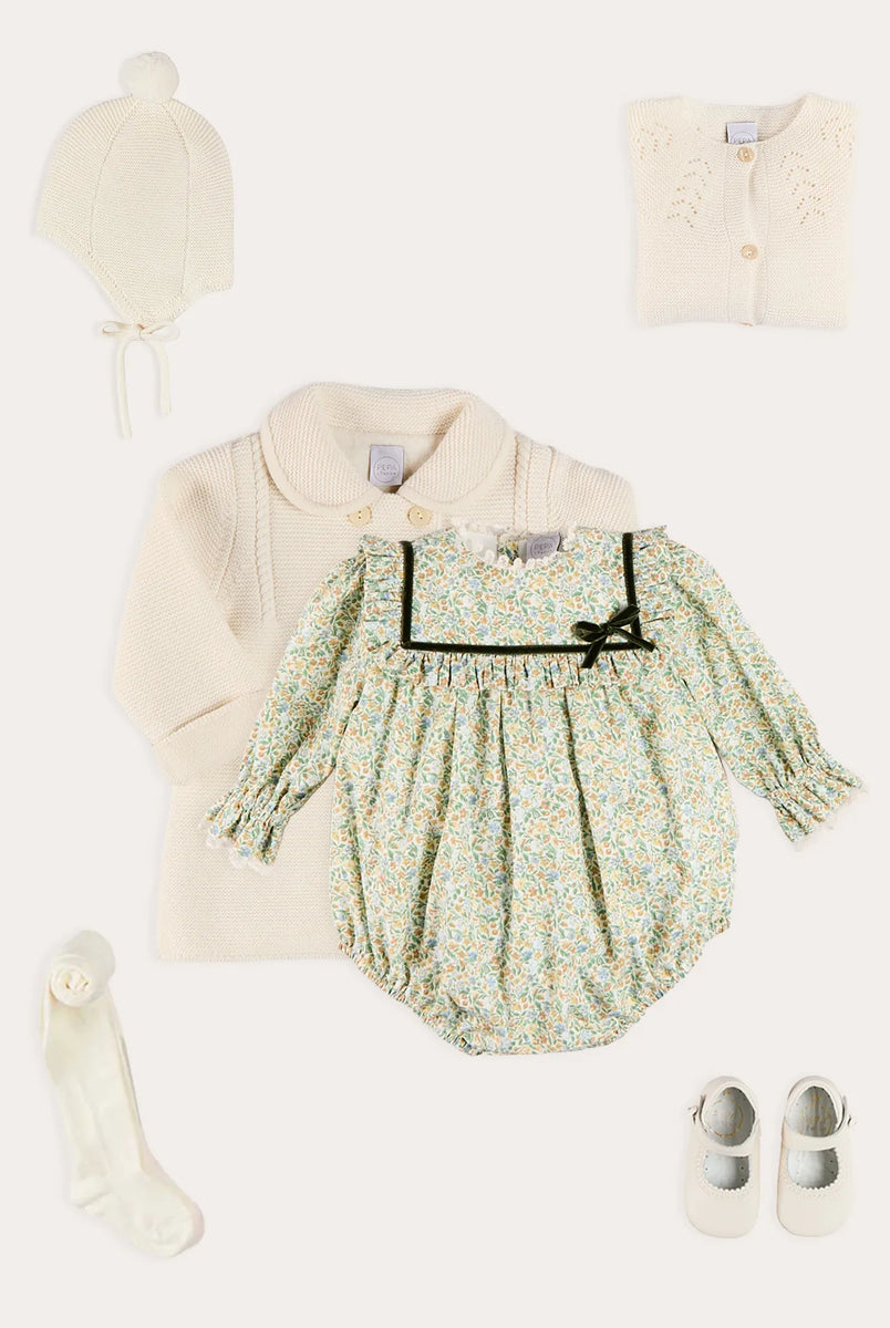 THE BABY GIRL LOOKBOOK