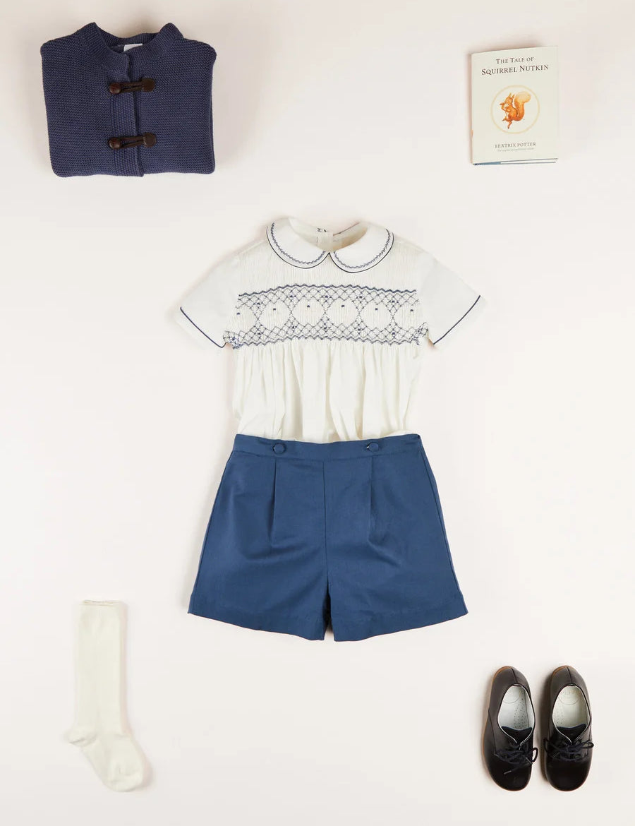 The French Blue Hand Smocked Two-Piece Set Baby Boy Look Look  from Pepa London