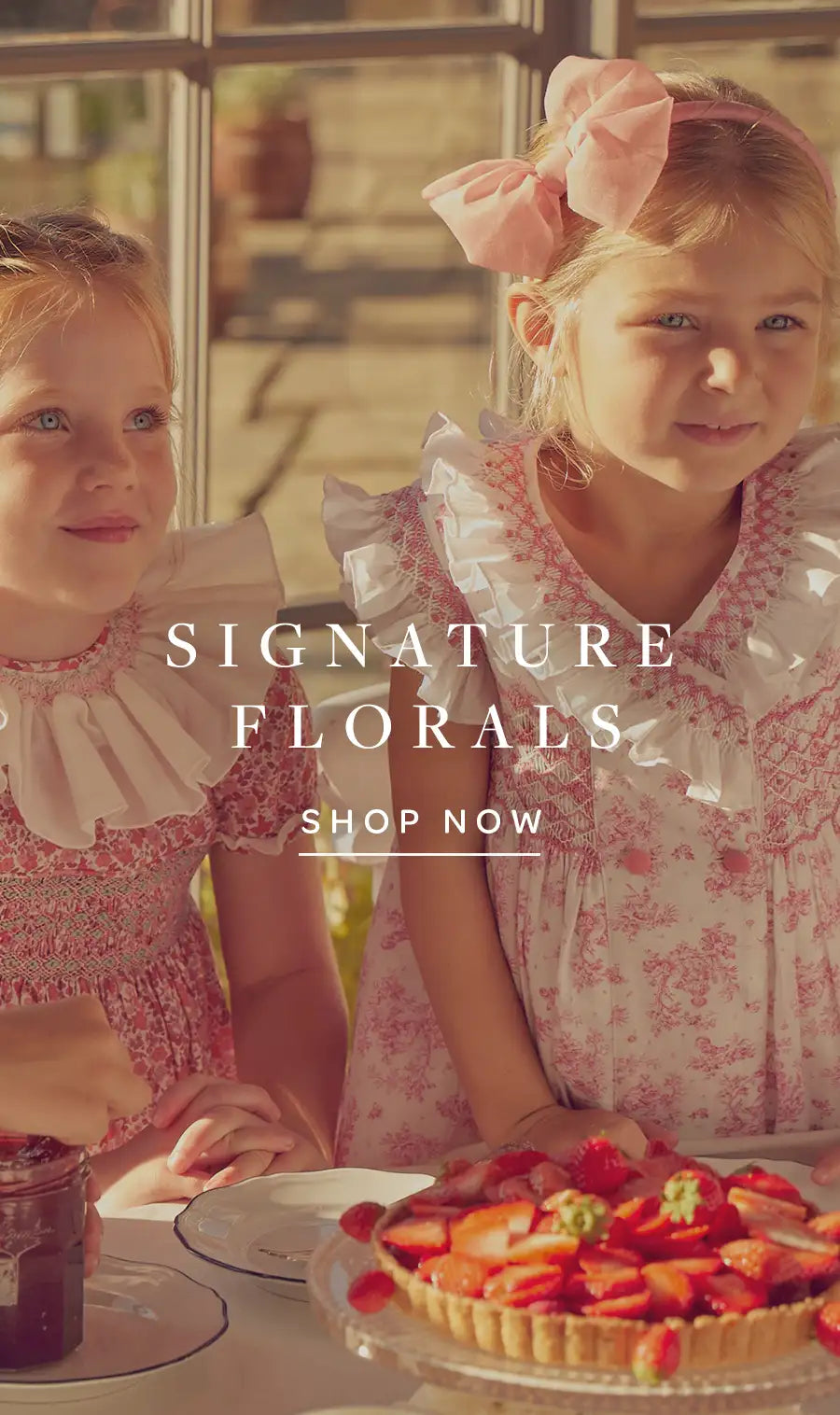 V02_CONTENTBLOCK_SIGNATUREFLORALS_8f9da83a-5dd9-494a-a171-a1b204352b92.webp