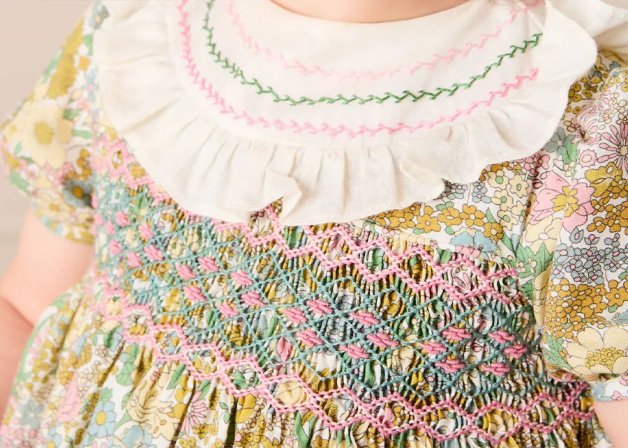 THE BABY GIRL LOOKBOOK