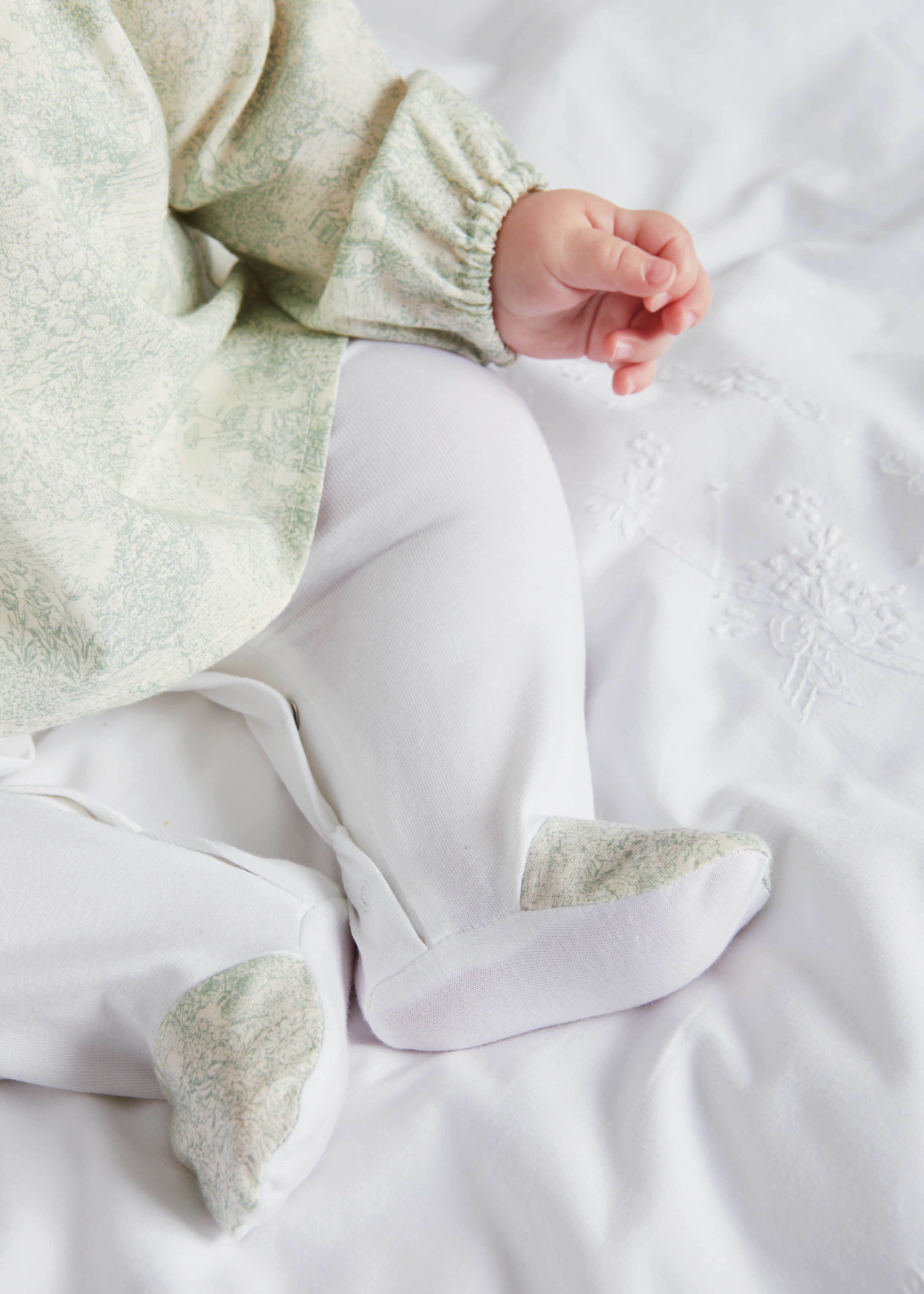 NEWBORN LOOK SS23 5 Look  from Pepa London