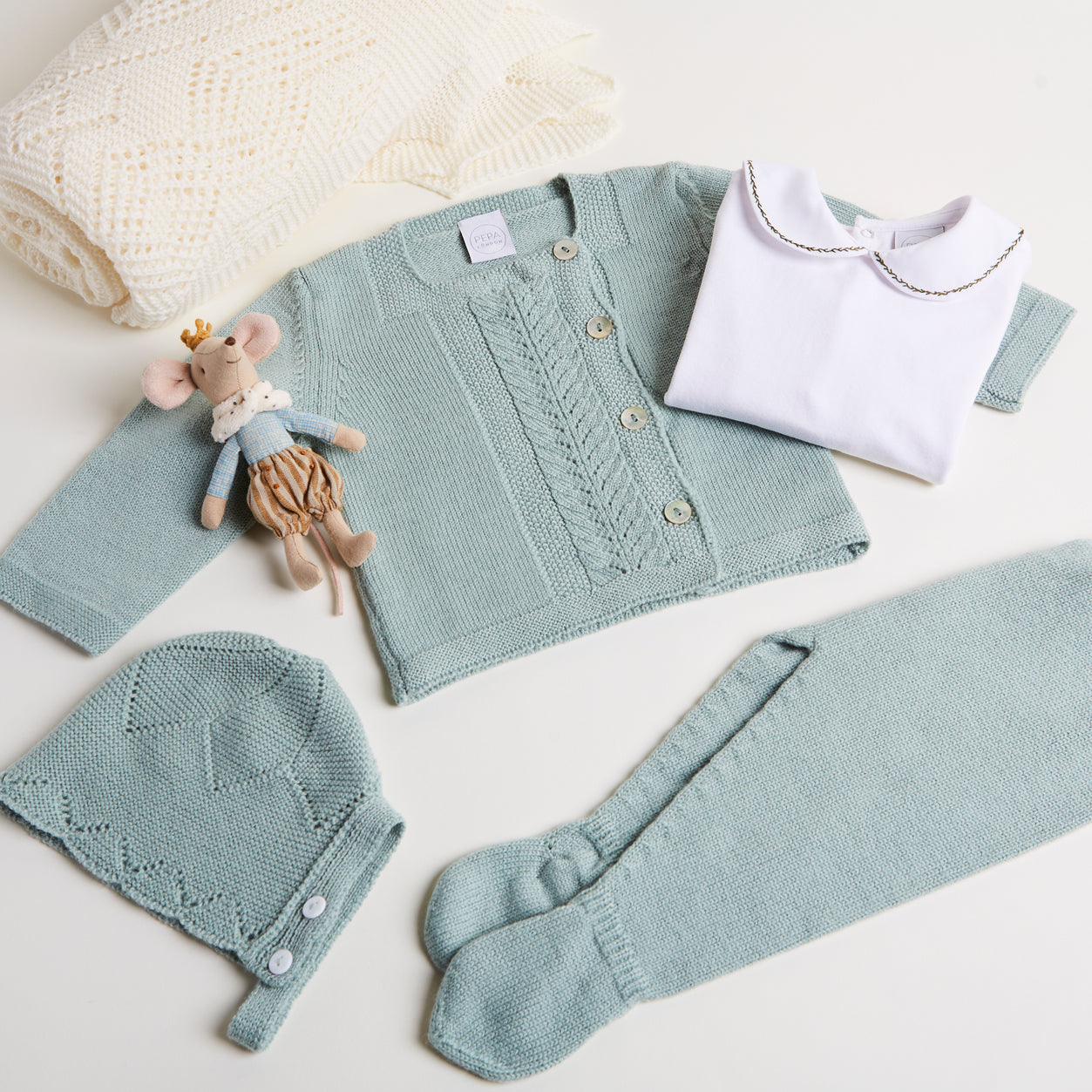 NEWBORN LOOK AW21 2 Look  from Pepa London